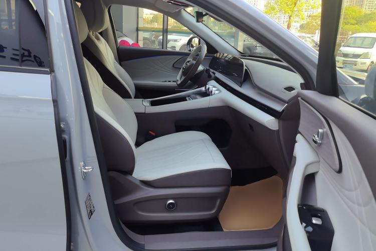 Used EXEED Stellar C-DM 2024 1.5T Long-Range Pro Right Front Seat