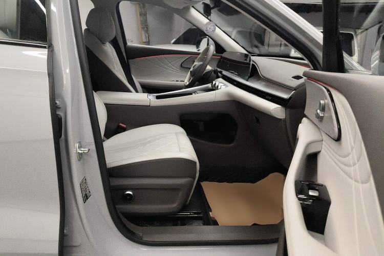 Used EXEED Stellar C-DM 2024 1.5T Long-Range Pro Right Front Seat