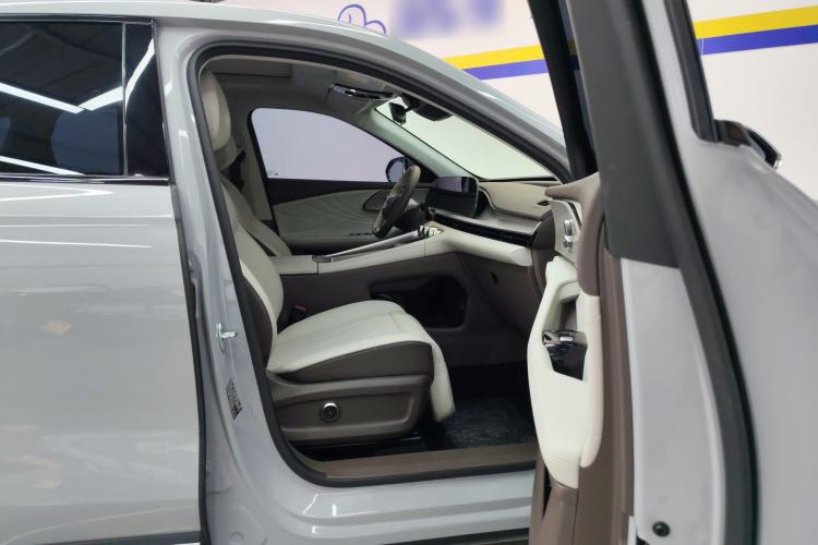 Used EXEED Stellar C-DM 2024 1.5T Long-Range Pro Right Front Seat
