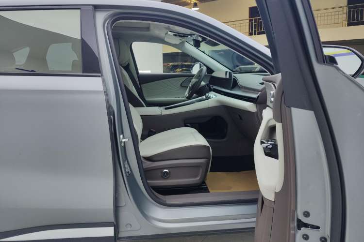 Used EXEED Stellar C-DM 2024 1.5T Long-Range Pro Right Front Seat