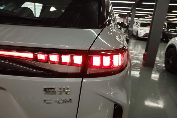 Used EXEED Stellar C-DM 2024 1.5T Long-Range Pro Right Rear Taillight