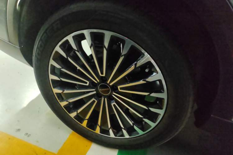 Used EXEED Stellar C-DM 2024 1.5T Long-Range Pro Right Rear Wheel Hub