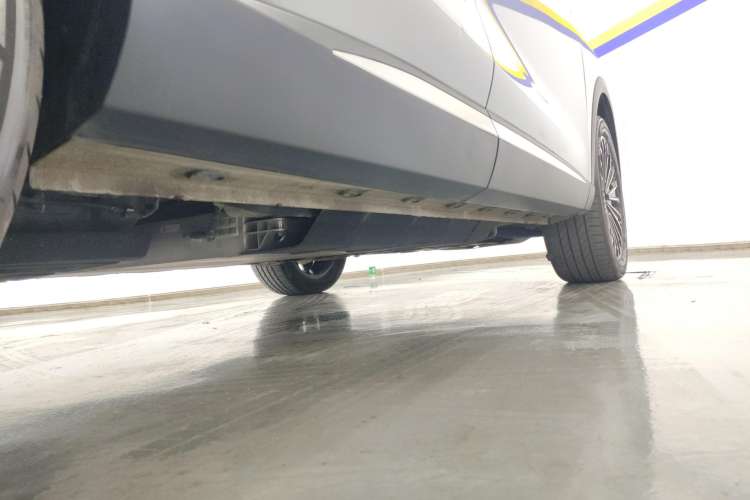 Used EXEED Stellar C-DM 2024 1.5T Long-Range Pro Right Side Sill