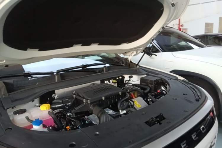 Used EXEED Stellar C-DM 2024 1.5T Extended-Range Pro Engine Bay
