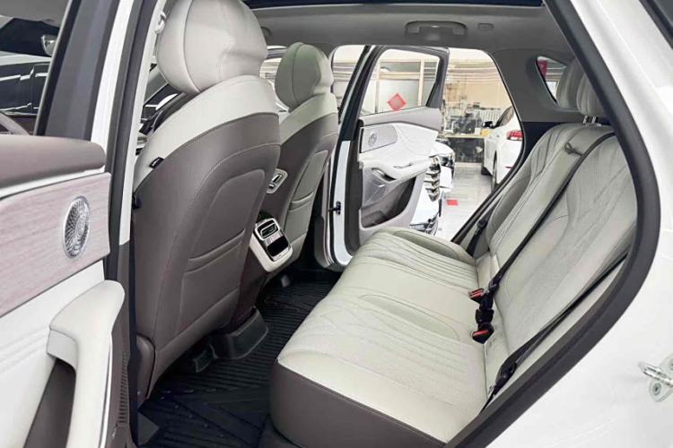 Used EXEED Stellar C-DM 2024 1.5T Long-Range Pro Interior 8