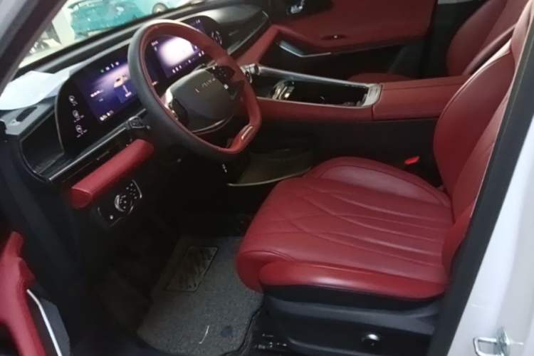 Used EXEED Stellar C-DM 2024 1.5T Extended-Range Pro Left Front Seat