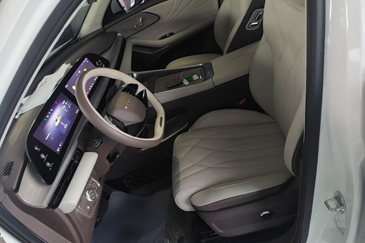 Used EXEED Stellar C-DM 2024 1.5T Long-Range Pro Left Front Seat