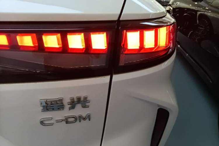 Used EXEED Stellar C-DM 2024 1.5T Extended-Range Pro Right Rear Taillight