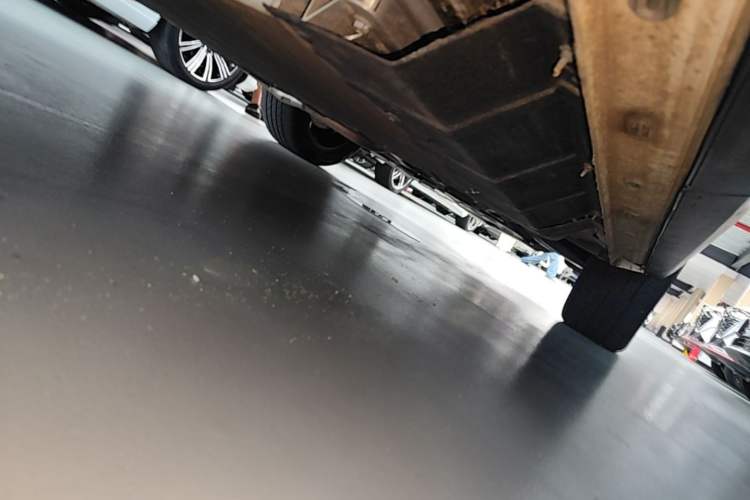 Used EXEED Stellar C-DM 2024 1.5T Long-Range Pro Right Side Sill