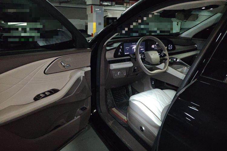 Used EXEED Stellar C-DM 2025 200 with Ultra-Long Range Pro All-Wheel Drive Driver Seat