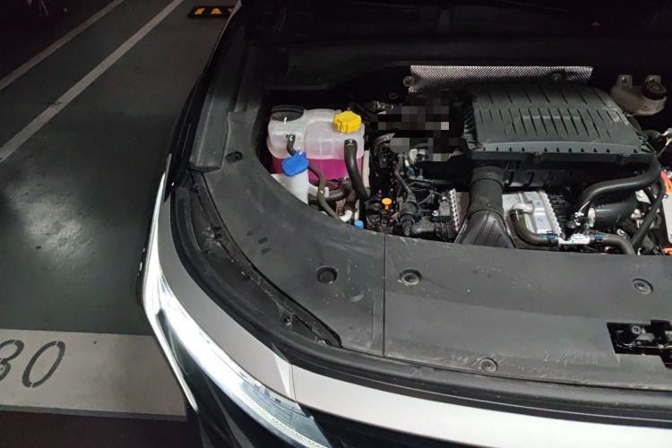 Used EXEED Stellar C-DM 2025 200 with Ultra-Long Range Pro All-Wheel Drive Engine Bay Right