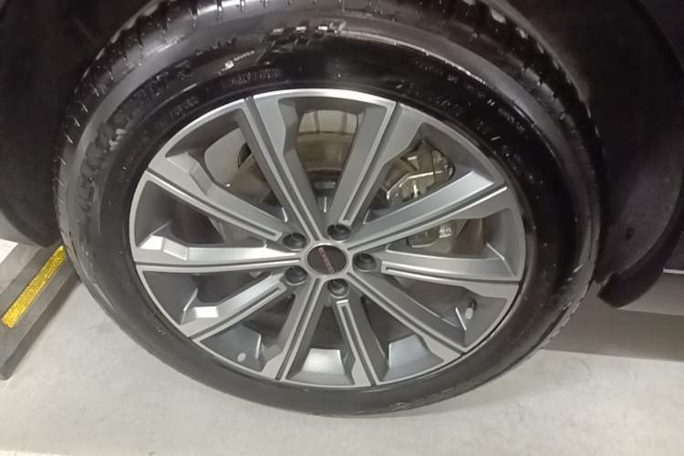 Used EXEED Stellar C-DM 2025 100 Long-Range Plus Two-Wheel Drive Exterior 5