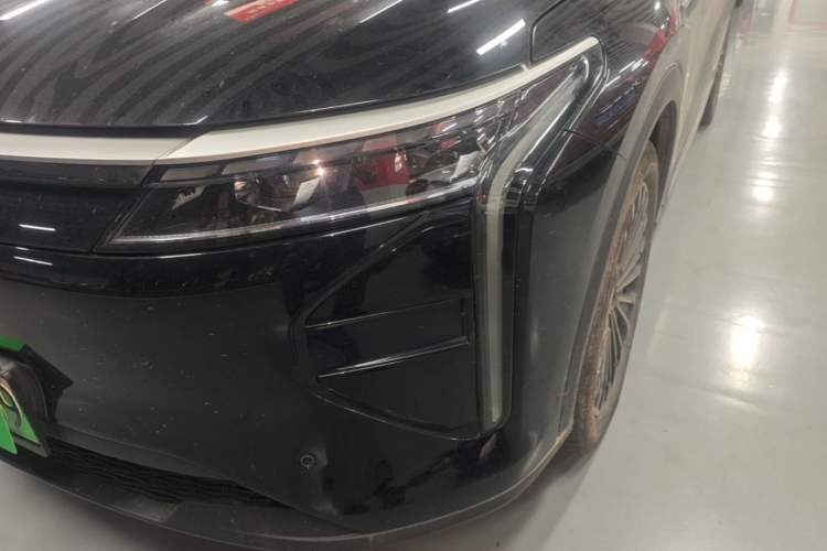 Used EXEED Stellar C-DM 2025 200 with Ultra-Long Range Pro All-Wheel Drive Left Front Headlight