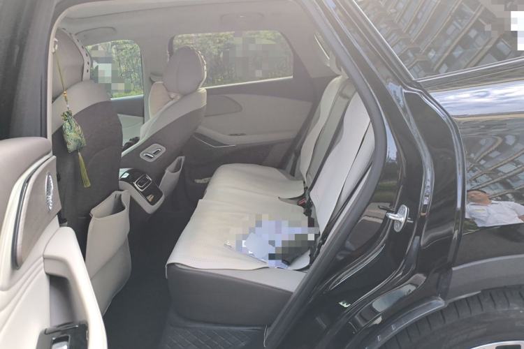 Used EXEED Stellar C-DM 2025 200 with Ultra-Long Range Pro All-Wheel Drive Left Rear Seat