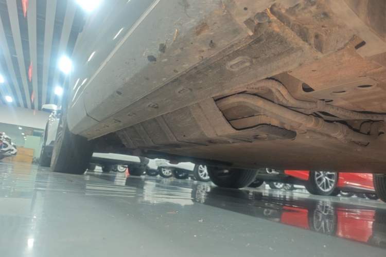 Used EXEED Stellar C-DM 2025 200 with Ultra-Long Range Pro All-Wheel Drive Right Side Sill