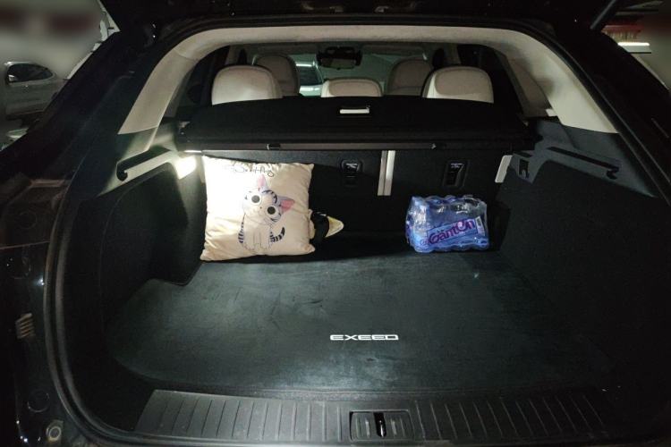 Used EXEED Stellar C-DM 2025 200 with Ultra-Long Range Pro All-Wheel Drive Trunk