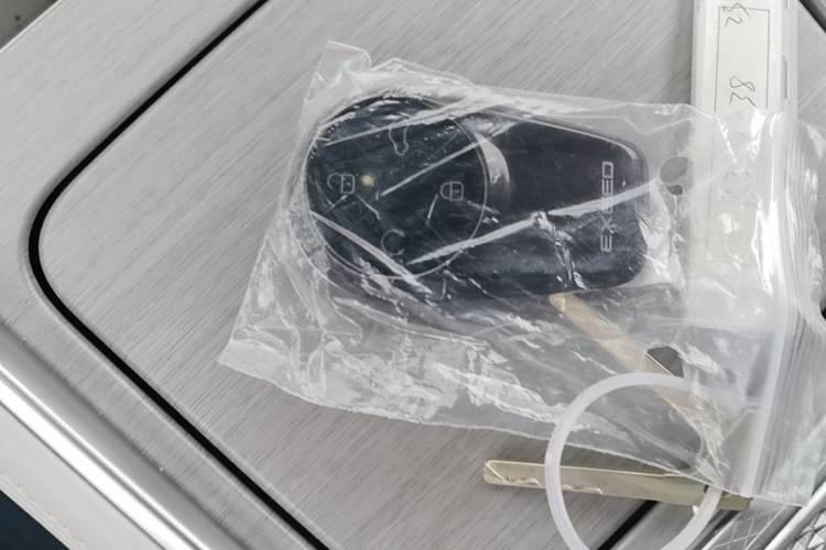 Used EXEED Stellar C-DM 2025 210 Extended-Range Pro Two-Wheel Drive Vehicle Key