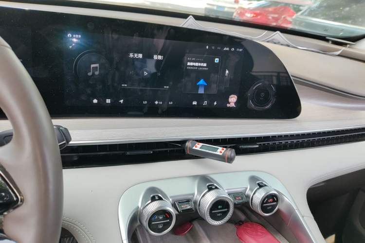 Used EXEED Stellar C-DM 2025 100 Long-Range Pro Two-Wheel Drive Audio And AC Panel
