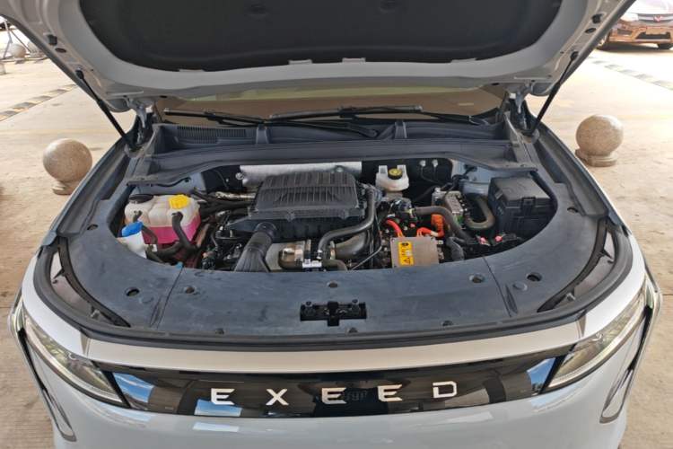 Used EXEED Stellar C-DM 2025 200 with Ultra-Long Range Pro All-Wheel Drive Engine Bay
