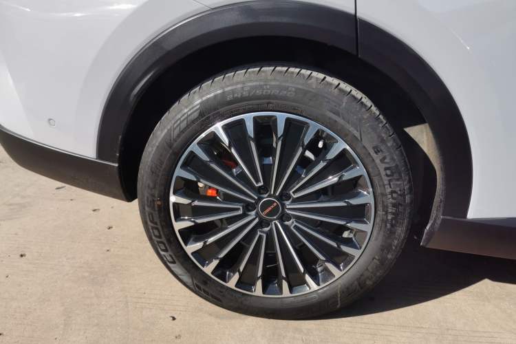 Used EXEED Stellar C-DM 2025 100 Long-Range Pro Two-Wheel Drive Exterior 8
