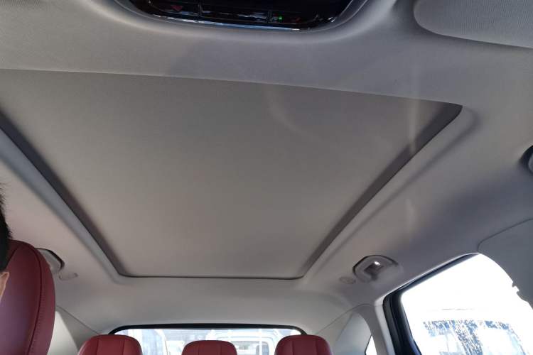 Used EXEED Stellar C-DM 2025 200 with Ultra-Long Range Pro All-Wheel Drive Headliner