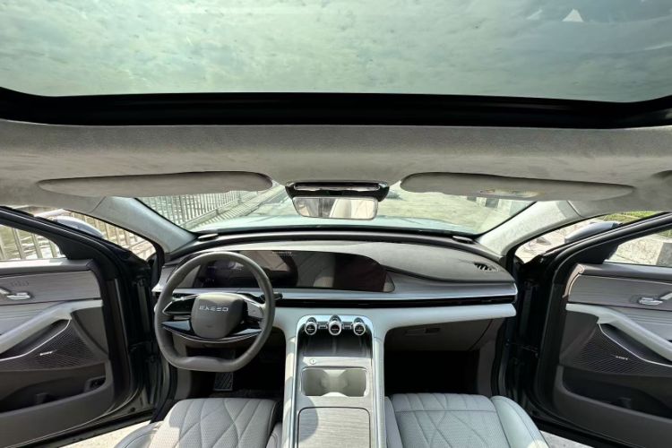 Used EXEED Stellar C-DM 2025 200 with Ultra-Long Range Pro All-Wheel Drive Interior 5