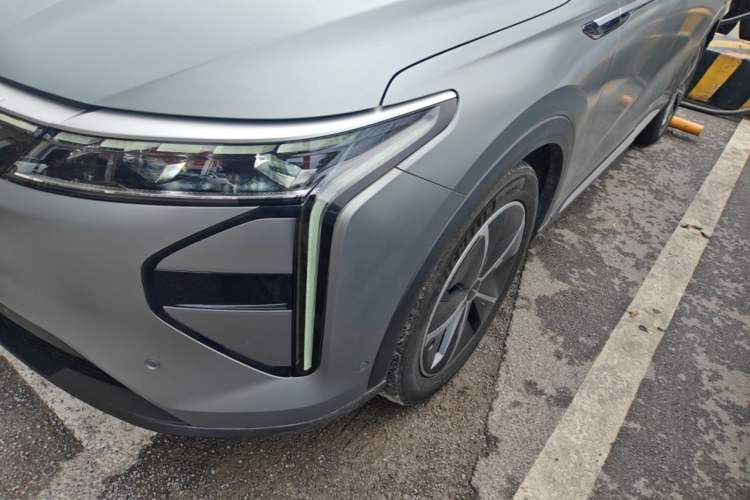 Used EXEED Stellar C-DM 2025 200 with Ultra-Long Range Max All-Wheel Drive Left Front Headlight