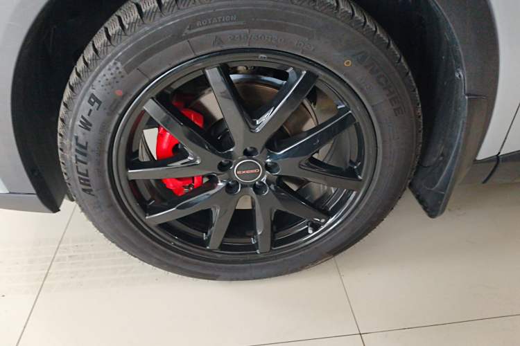 Used EXEED Stellar C-DM 2025 200 with Ultra-Long Range Max All-Wheel Drive Left Front Wheel Hub