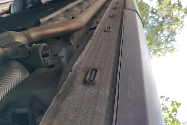 Used EXEED Stellar C-DM 2025 100 Long-Range Pro Two-Wheel Drive Left Side Sill