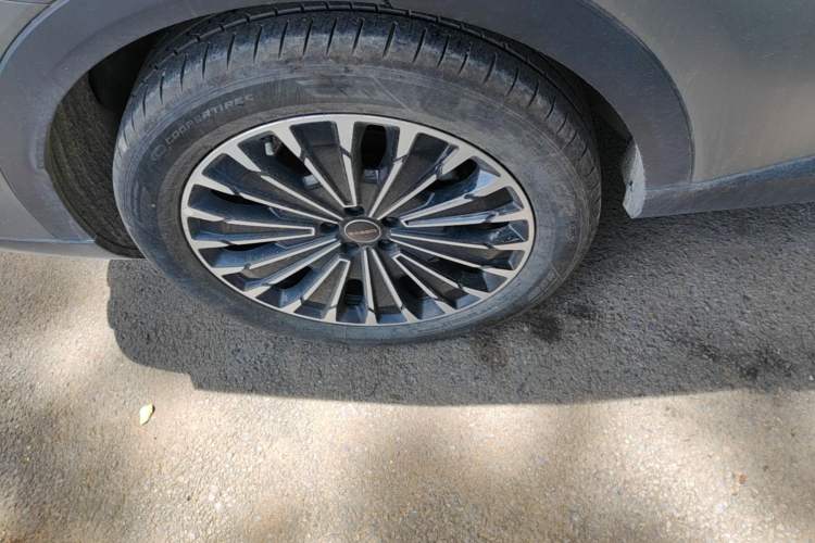 Used EXEED Stellar C-DM 2025 100 Long-Range Pro Two-Wheel Drive Right Rear Wheel Hub