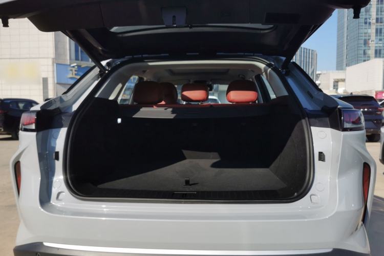 Used EXEED Stellar C-DM 2025 200 with Ultra-Long Range Pro All-Wheel Drive Trunk