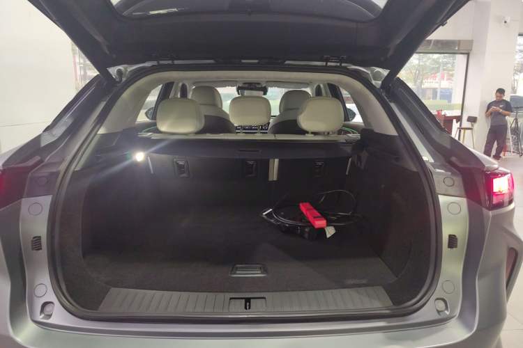 Used EXEED Stellar C-DM 2025 200 with Ultra-Long Range Pro All-Wheel Drive Trunk