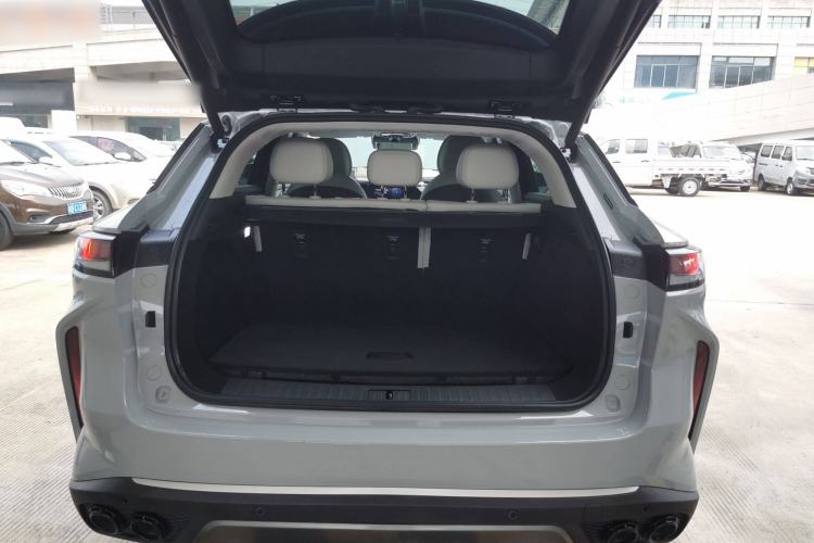 Used EXEED Stellar C-DM 2025 200 with Ultra-Long Range Pro All-Wheel Drive Trunk