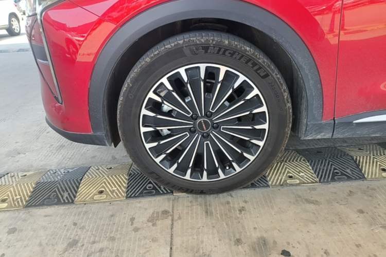 Used EXEED Stellar C-DM 2025 100 Long-Range Pro Two-Wheel Drive Left Front Wheel Hub