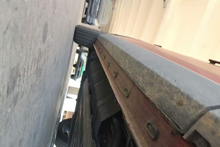 Used EXEED Stellar C-DM 2025 100 Long-Range Pro Two-Wheel Drive Right Side Sill