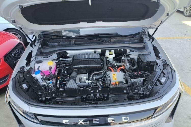 Used EXEED Stellar C-DM 2025 100 Long-Range Plus Two-Wheel Drive Engine Bay