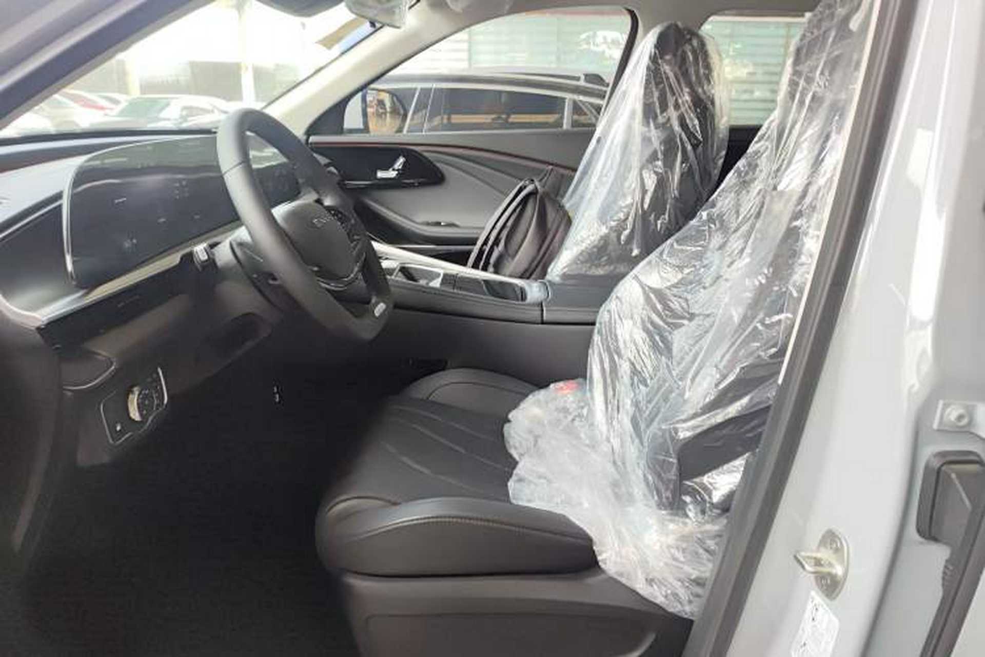 Used EXEED Stellar C-DM 2025 100 Long-Range Plus Two-Wheel Drive Left Front Seat