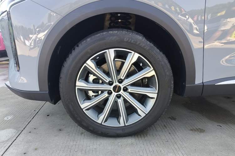 Used EXEED Stellar C-DM 2025 100 Long-Range Plus Two-Wheel Drive Left Front Wheel Hub