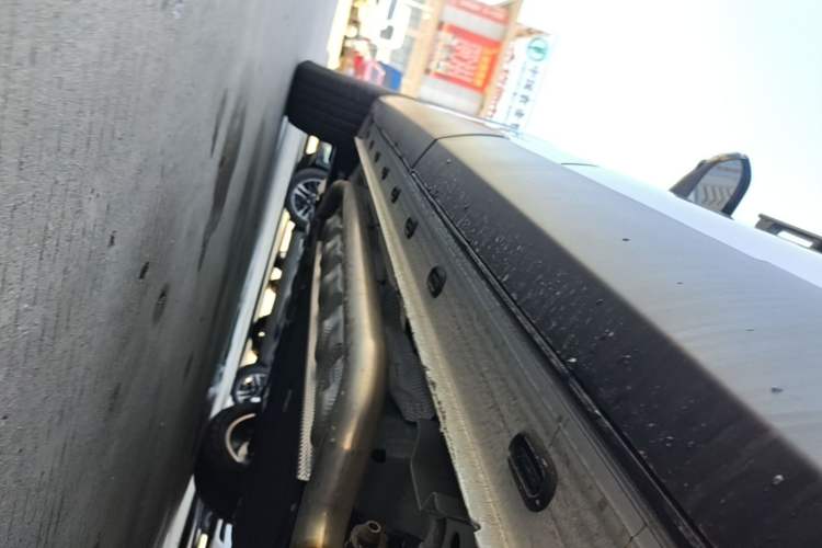 Used EXEED Stellar C-DM 2025 100 Long-Range Plus Two-Wheel Drive Left Side Sill