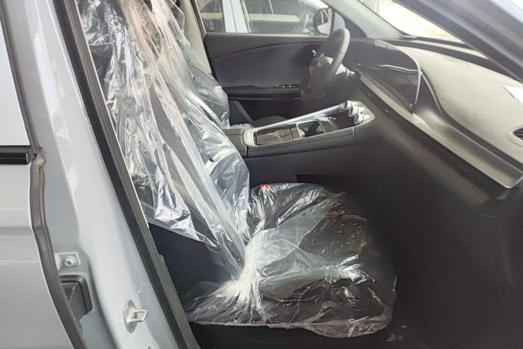Used EXEED Stellar C-DM 2025 100 Long-Range Plus Two-Wheel Drive Right Front Seat