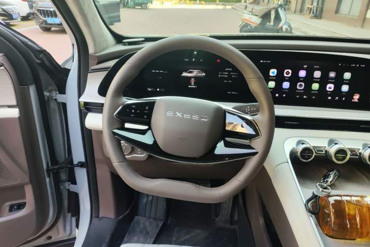 Used EXEED Stellar C-DM 2025 100 Long-Range Pro Two-Wheel Drive Steering Wheel