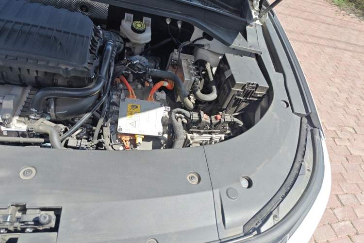 Used EXEED Stellar C-DM 2026 Global Edition 200 Ultra-Long Range Four-Wheel Drive Engine Bay Left