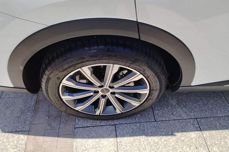 Used EXEED Stellar C-DM 2026 Global Edition 120 Long-Range Two-Wheel Drive Right Rear Wheel Hub