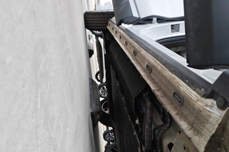 Used EXEED Stellar C-DM 2026 Global Edition 120 Long-Range Two-Wheel Drive Right Side Sill