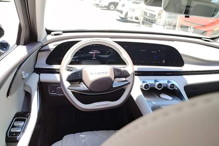Used EXEED Stellar C-DM 2026 Global Edition 120 Long-Range Two-Wheel Drive Steering Wheel