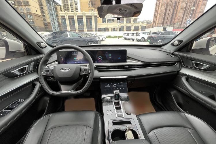 Used EXEED Tiggo 8 PLUS 2022 Kunpeng Edition 390TGDI DCT Passion Version Interior 1