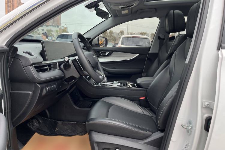 Used EXEED Tiggo 8 PLUS 2022 Kunpeng Edition 390TGDI DCT Passion Version Interior 2