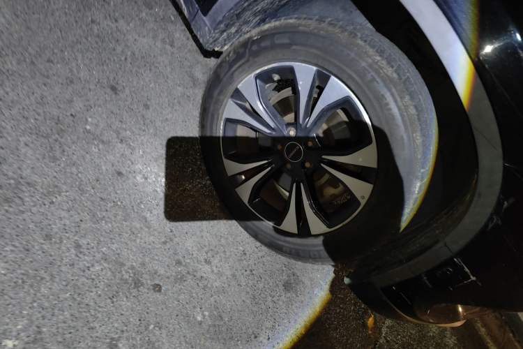 Used EXEED TX 2019 1.6T Four-Wheel Drive Platinum Edition Right Front Wheel Hub