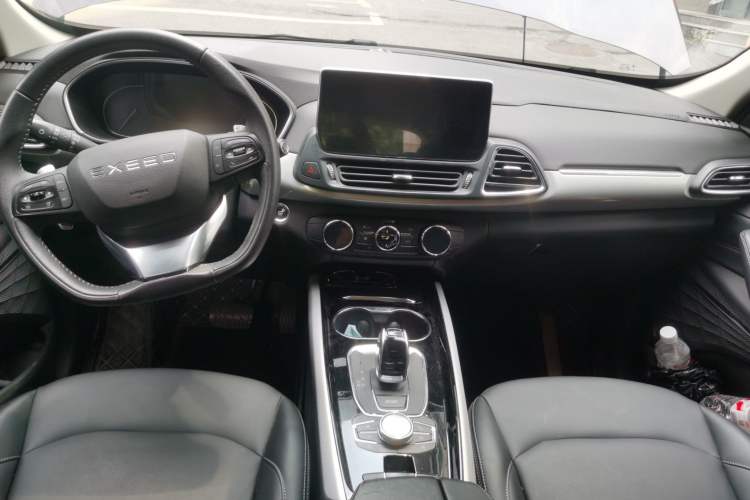 Used EXEED TX 2019 1.6T Four-Wheel Drive Platinum Edition Center Console