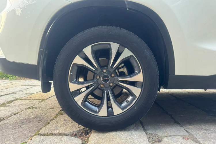 Used EXEED TX 2019 1.6T Four-Wheel Drive Platinum Edition Right Rear Wheel Hub